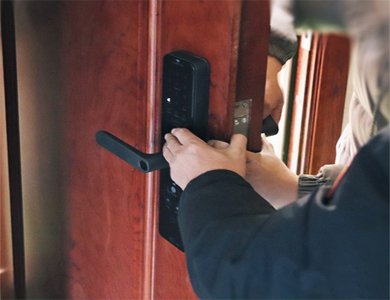 田阳24小时上门开锁公司